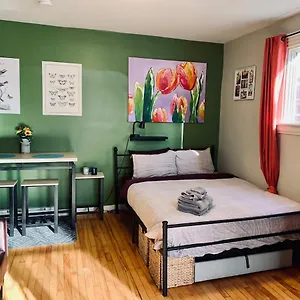 Apartment 255 Comfy Studio, Location, Parking, Halifax